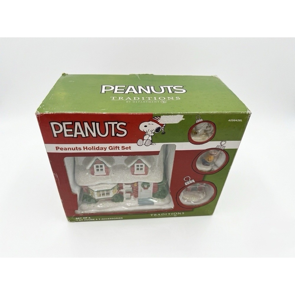 Dept 56 Peanuts Traditions Holiday Gift Set 4056426L Lit House 3 Accessories